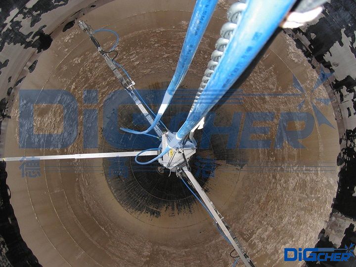 鐵路罐車(chē)自動(dòng)化清洗系統(tǒng)升降開(kāi)合機(jī)構(gòu)